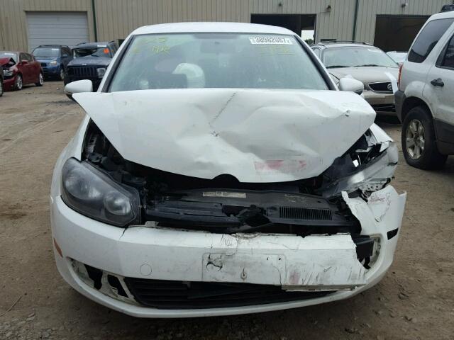 WVWDA7AJ5BW153780 - 2011 VOLKSWAGEN GOLF 白色 照片 9