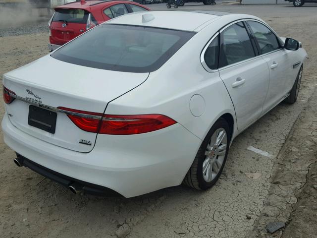 SAJBJ4BV1HCY35185 - 2017 JAGUAR XF PREMIUM WHITE photo 4