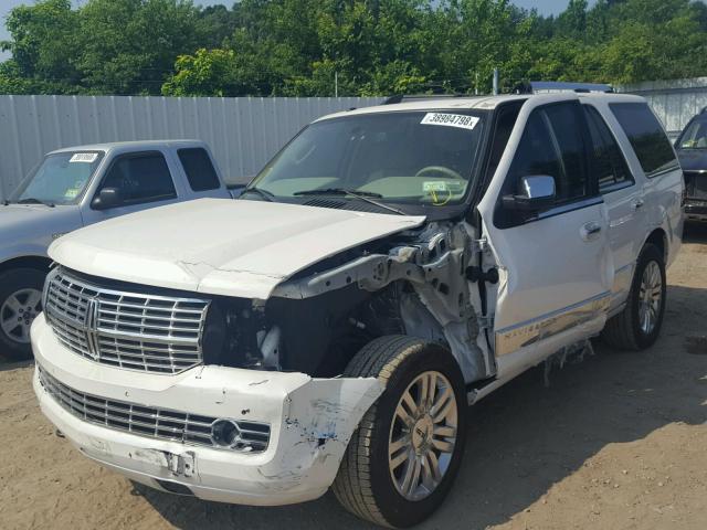 5LMJJ2J56EEL01205 - 2014 LINCOLN NAVIGATOR 白色 照片 2