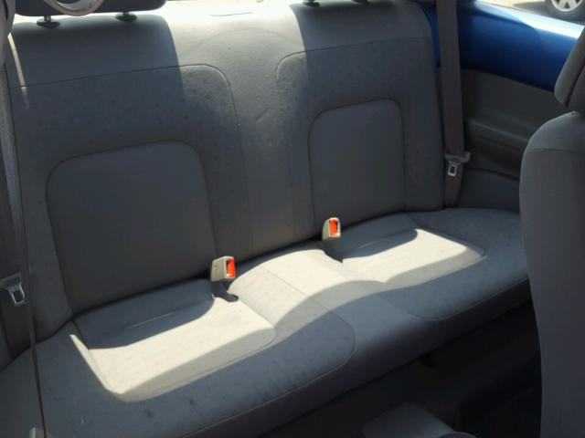 3VWBB61CXWM026252 - 1998 VOLKSWAGEN NEW BEETLE ნაცრისფერი ფოტო 6