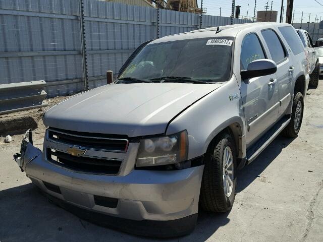 1GNFC13598R219326 - 2008 CHEVROLET TAHOE C150 SILVER photo 2