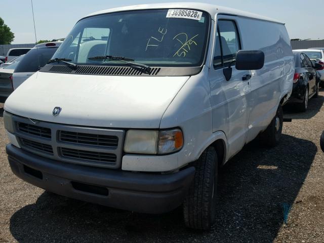 2B7HB11X1VK506179 - 1997 DODGE RAM VAN B1 WHITE photo 2