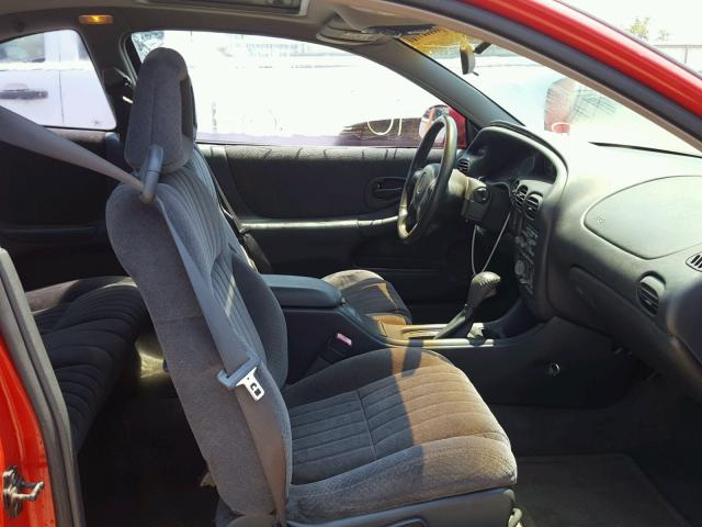 1G2WP12K82F154129 - 2002 PONTIAC GRAND PRIX RED photo 5