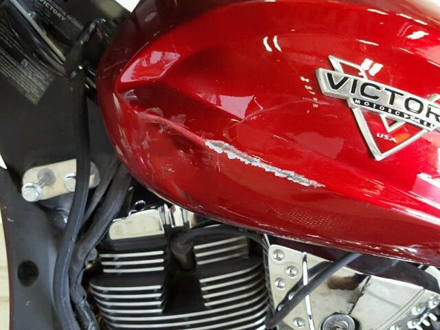 5VPTW36N7D3026424 - 2013 VICTORY MOTORCYCLES CROSSCOUNT RED photo 15