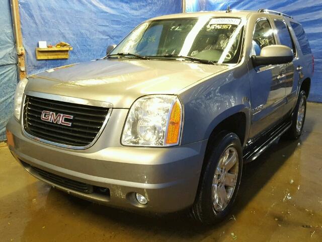 1GKFK13067J387183 - 2007 GMC YUKON GRAY photo 2