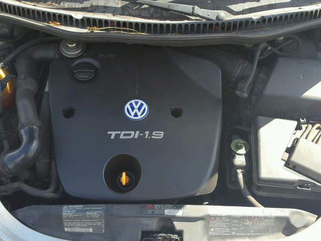 3VWCF21C2YM496053 - 2000 VOLKSWAGEN NEW BEETLE 银色 照片 7