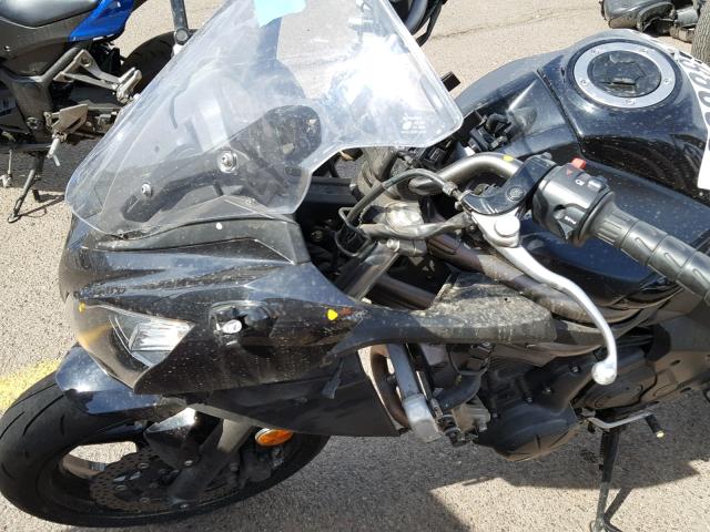 JKAEXEE19CDA00976 - 2012 KAWASAKI EX650 EC BLACK photo 9