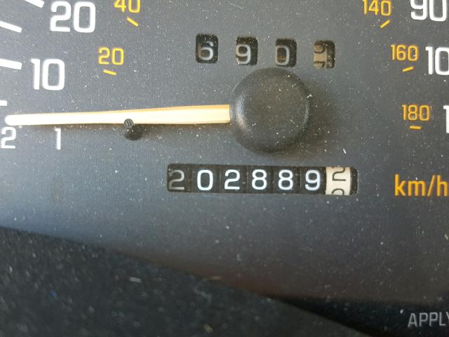 1G2WK52J52F288481 - 2002 PONTIAC GRAND PRIX GRAY photo 8