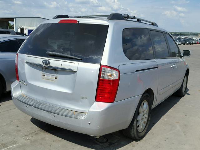 KNDMB233366097004 - 2006 KIA SEDONA EX SILVER photo 4