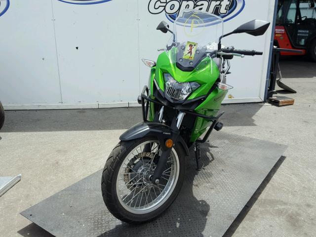 JKALE8C12HDA00911 - 2017 KAWASAKI LE300 C GREEN photo 9