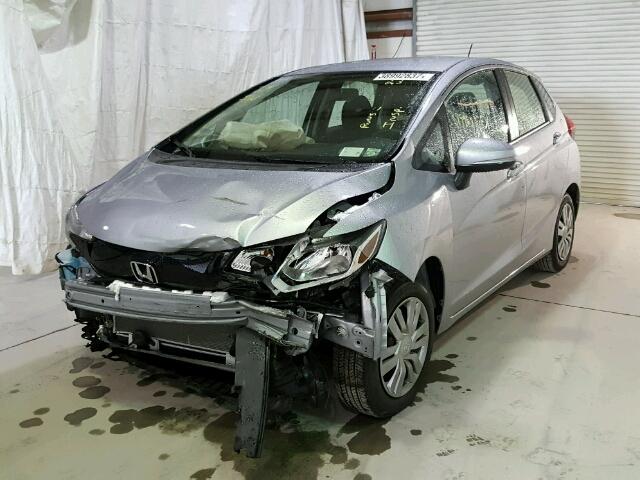 JHMGK5H54HS017811 - 2017 HONDA FIT LX رمادي صورة 2