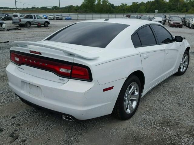 2C3CDXCT5DH612717 - 2013 DODGE CHARGER R/ WHITE photo 4