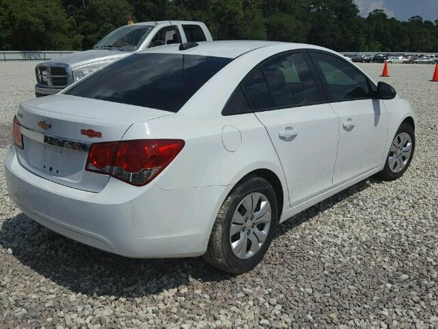 1G1PA5SH6F7152367 - 2015 CHEVROLET CRUZE WHITE photo 4