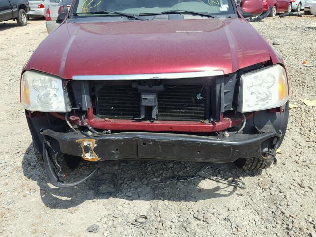 1GKET63M262111987 - 2006 GMC ENVOY DENA MAROON photo 9