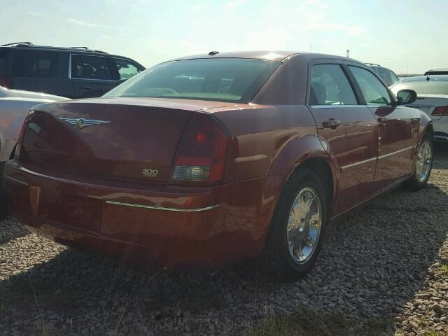 2C3KA53G97H692622 - 2007 CHRYSLER 300 TOURIN RED photo 4