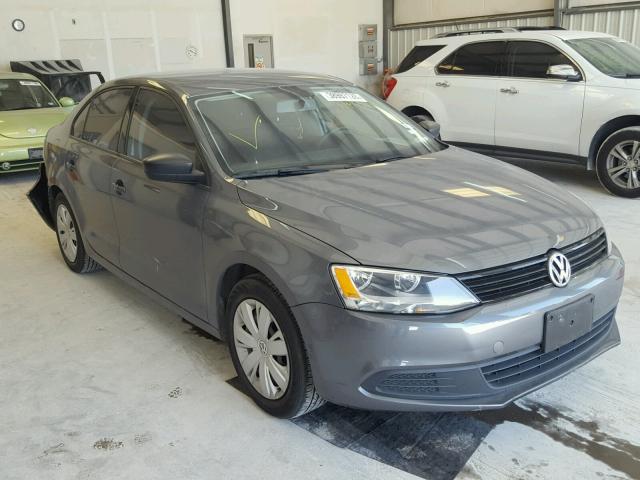 3VW2K7AJ8EM239302 - 2014 VOLKSWAGEN JETTA BASE Մոխրագույն լուսանկար 1