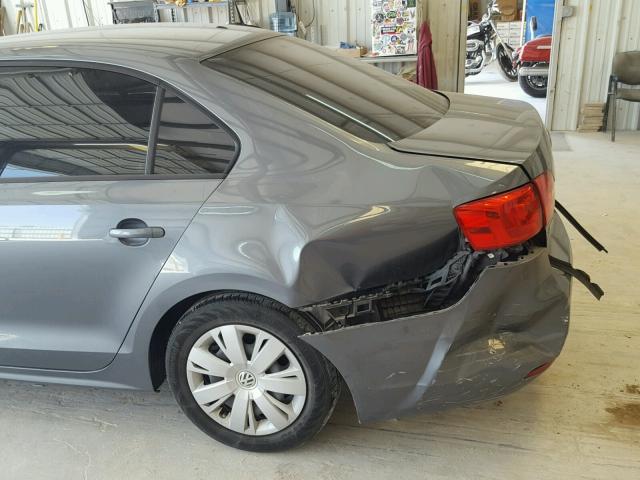 3VW2K7AJ8EM239302 - 2014 VOLKSWAGEN JETTA BASE Մոխրագույն լուսանկար 9