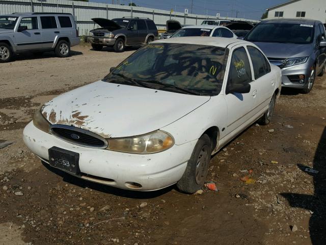 3FAFP6637YM110598 - 2000 FORD CONTOUR SE WHITE photo 2