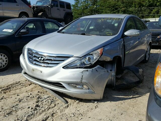 5NPEC4AC9BH000713 - 2011 HYUNDAI SONATA SILVER photo 2