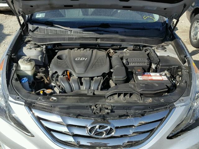 5NPEC4AC9BH000713 - 2011 HYUNDAI SONATA SILVER photo 7