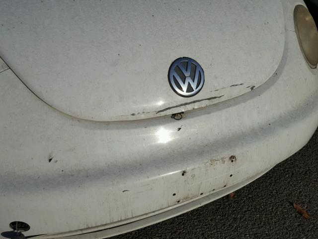 3VWBC21C3XM453778 - 1999 VOLKSWAGEN NEW BEETLE 白色 照片 9