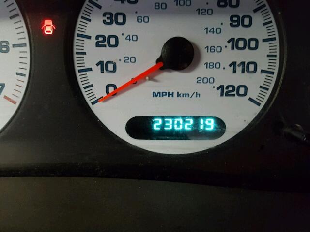 2B3HD46R24H661892 - 2004 DODGE INTREPID S 金色 照片 8