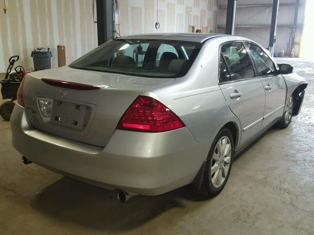 1HGCM66427A060091 - 2007 HONDA ACCORD SE SILVER photo 4