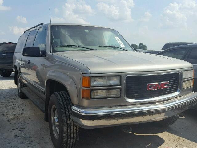 3GKGK26R8XG553371 - 1999 GMC SUBURBAN K SILVER photo 1