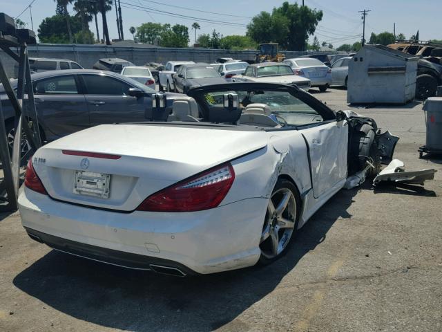 WDDJK7DA3DF001226 - 2013 MERCEDES-BENZ SL 550 WHITE photo 4