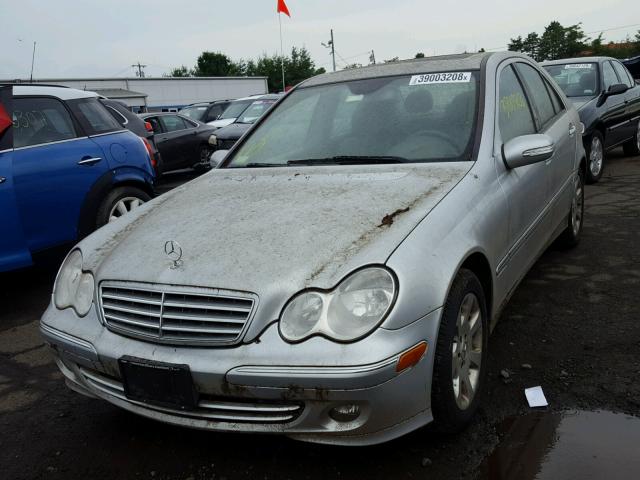 WDBRF92HX6F760745 - 2006 MERCEDES-BENZ C GENERATI SILVER photo 2