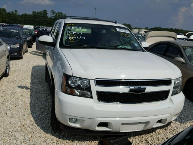 1GNSCBE09DR314632 - 2013 CHEVROLET TAHOE WHITE photo 9