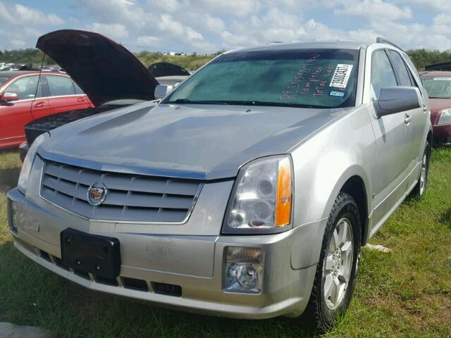 1GYEE637680137047 - 2008 CADILLAC SRX SILVER photo 2