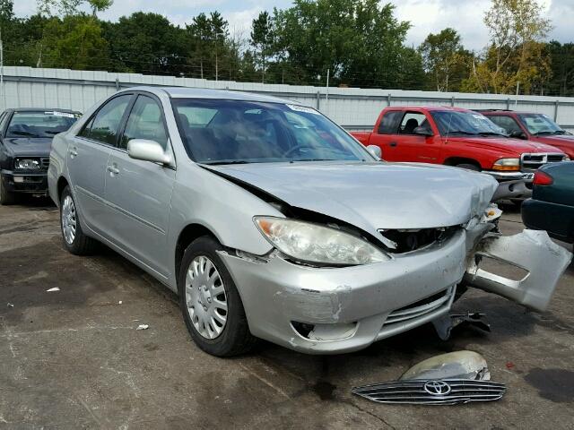 4T1BE32K15U076252 - 2005 TOYOTA CAMRY LE/X GRAY photo 1