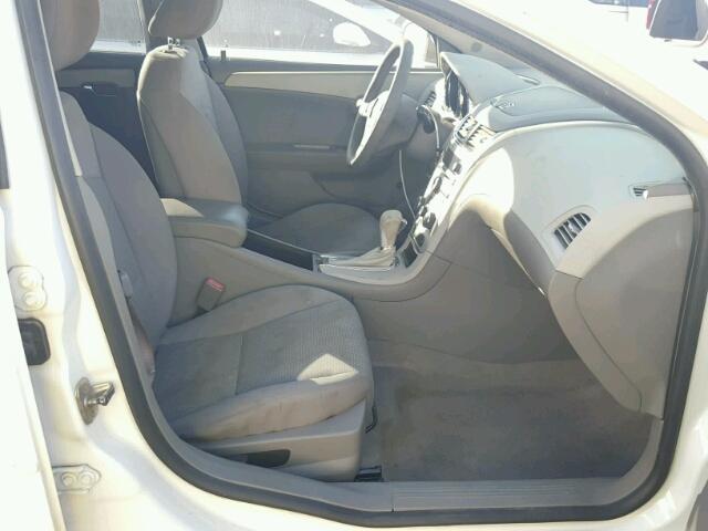 1G1ZC5EUXCF351824 - 2012 CHEVROLET MALIBU 1LT 白色 照片 5