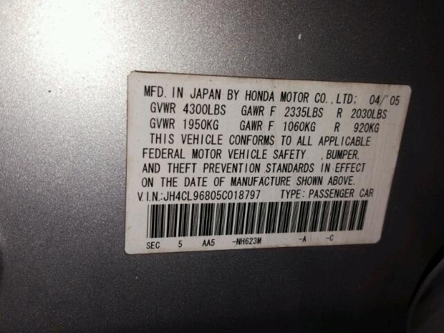 JH4CL96805C018797 - 2005 ACURA TSX SILVER photo 10