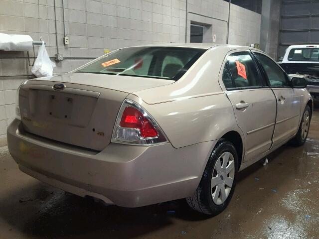 3FAFP06Z76R143862 - 2006 FORD FUSION S TAN photo 4