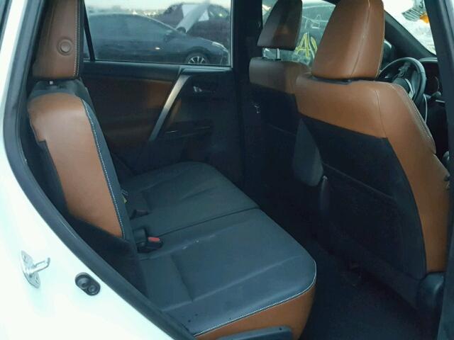 JTMNFREV7GJ063436 - 2016 TOYOTA RAV4 白色 照片 6
