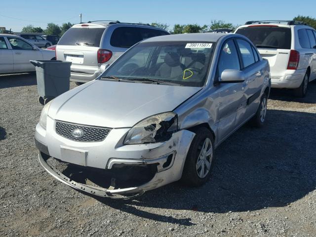 KNADE123X66167341 - 2006 KIA RIO SILVER photo 2