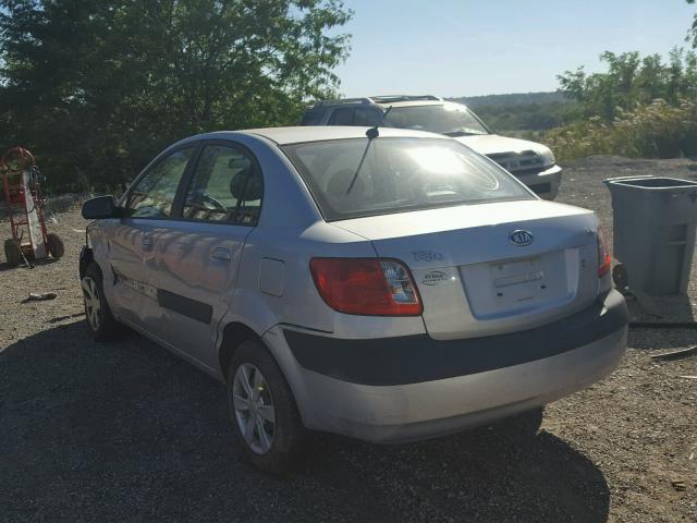 KNADE123X66167341 - 2006 KIA RIO SILVER photo 3