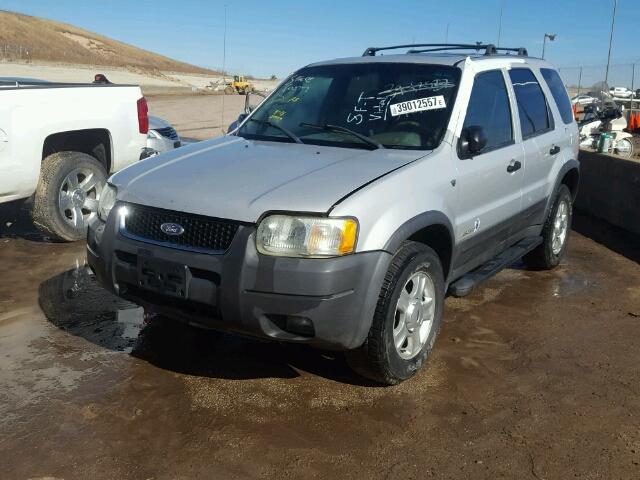 1FMYU04162KB96068 - 2002 FORD ESCAPE XLT SILVER photo 2