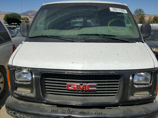 1GJHG39R9Y1259814 - 2000 GMC SAVANA G35 WHITE photo 9