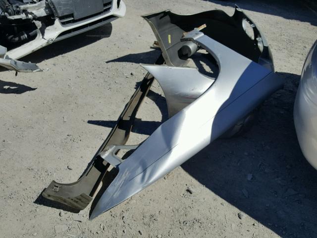 1G2WP52K63F119548 - 2003 PONTIAC GRAND PRIX SILVER photo 9