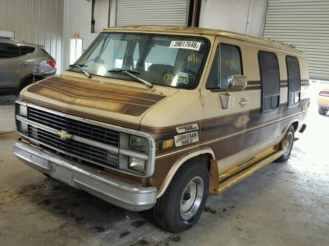 2GCEG25H8D4122514 - 1983 CHEVROLET G20 TAN photo 2