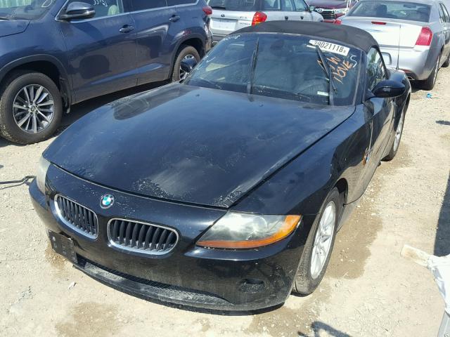 4USBT33403LS40422 - 2003 BMW Z4 2.5 BLACK photo 2