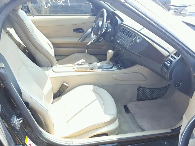 4USBT33403LS40422 - 2003 BMW Z4 2.5 BLACK photo 5