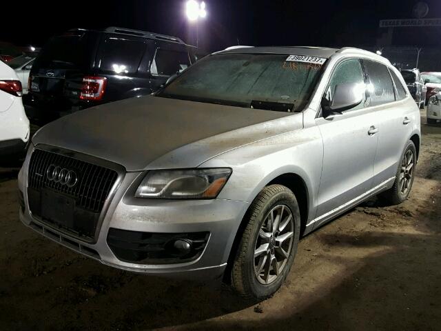 WA1LFAFP7CA129335 - 2012 AUDI Q5 PREMIUM SILVER photo 2