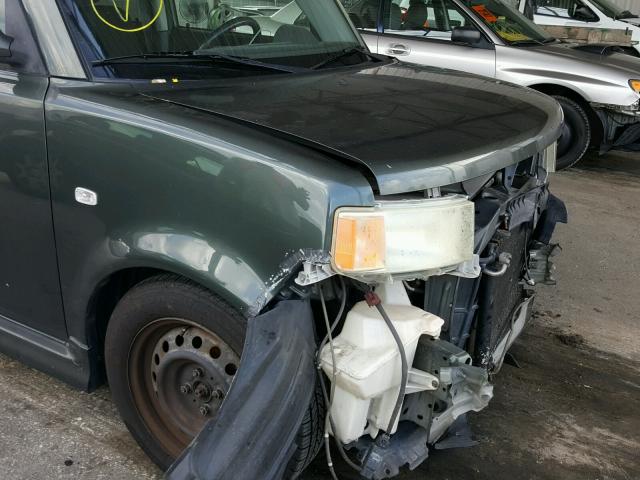 JTLKT324740162722 - 2004 TOYOTA SCION XB ნაცრისფერი ფოტო 9