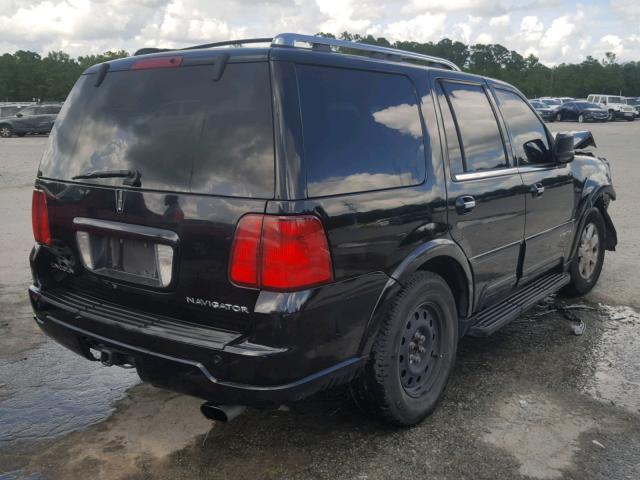 5LMFU27R14LJ20997 - 2004 LINCOLN NAVIGATOR შავი ფოტო 4