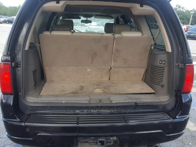 5LMFU27R14LJ20997 - 2004 LINCOLN NAVIGATOR შავი ფოტო 9