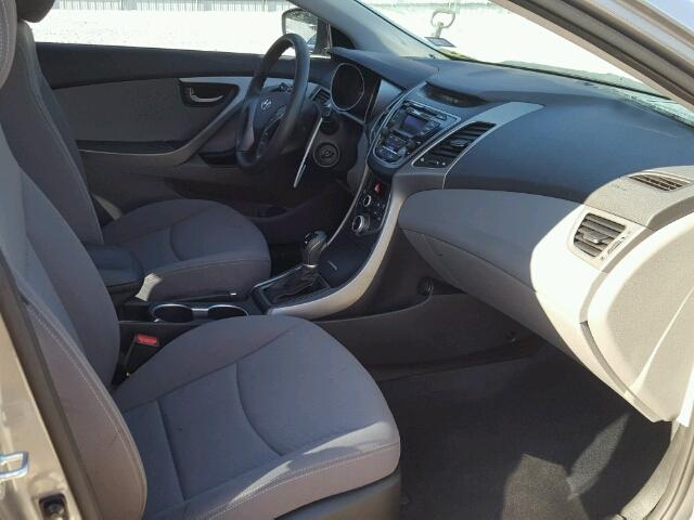 KMHDH4AE0GU526123 - 2016 HYUNDAI ELANTRA GRAY photo 5